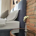 M&d Ultra Lux, Rynok Square Lviv