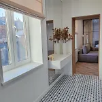 M&d Ultra Lux, Rynok Square Lviv