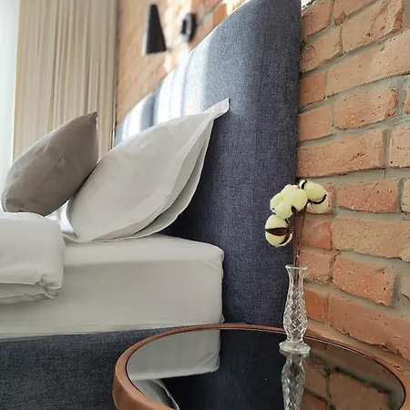 M&d Ultra Lux, Rynok Square Lviv